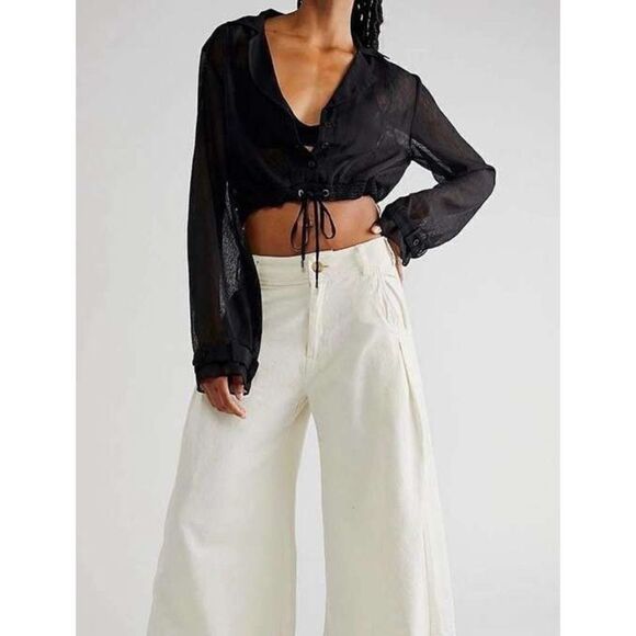 Free People NEW Michelle Long Sleeve Cropped Sheer Black Top size large - Picture 3 of 8